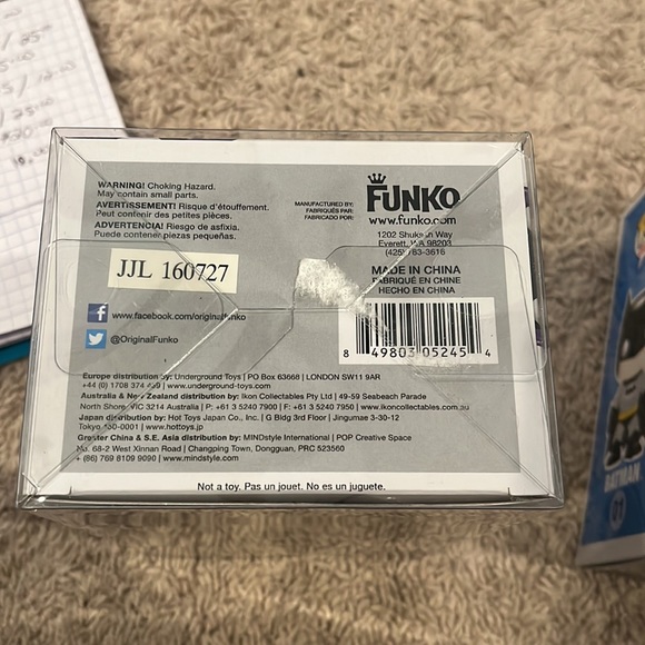 Pop heroes number 01 Batman purple Batman - Picture 3 of 3